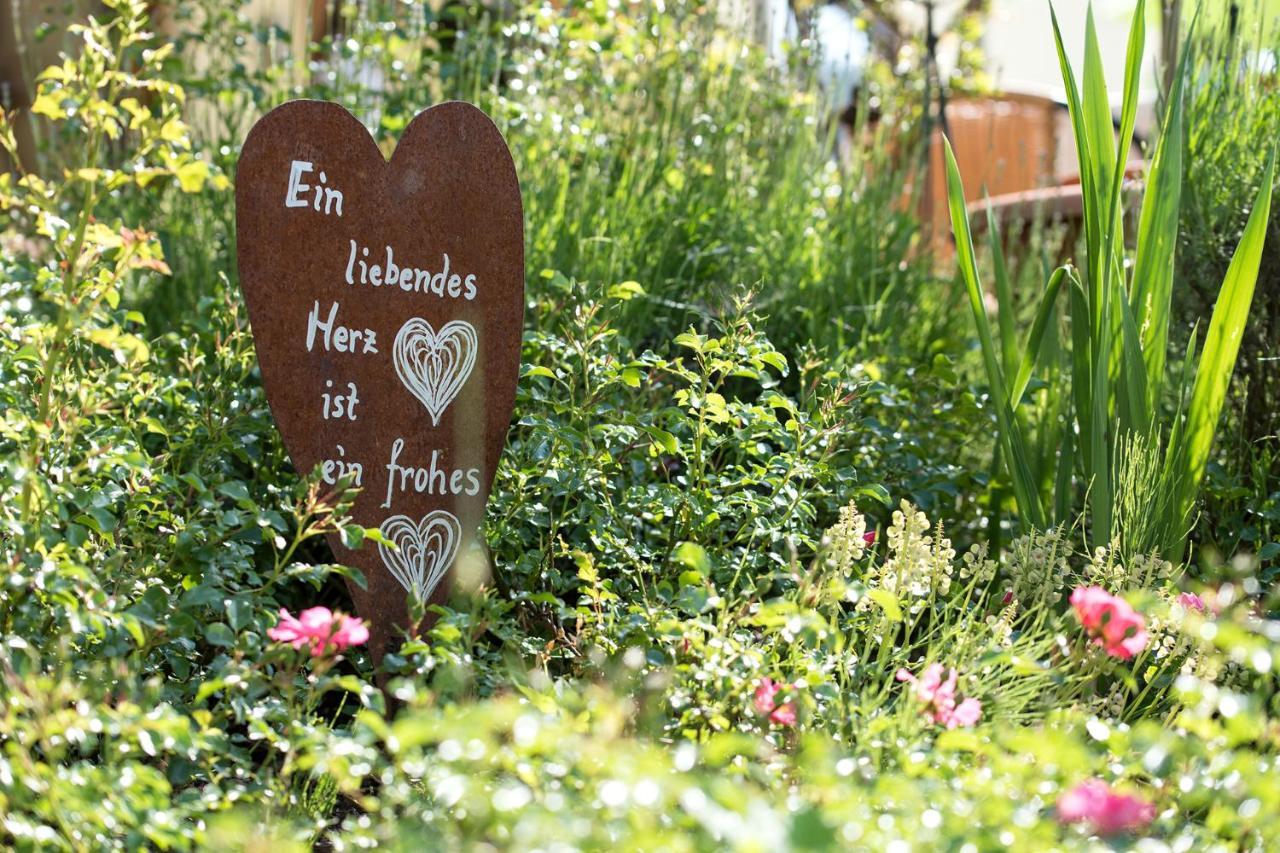 Theresienhof Petschnitzen ภายนอก รูปภาพ